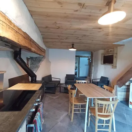 Lozere Bleue 4/5 Personnes Prázdninový dům